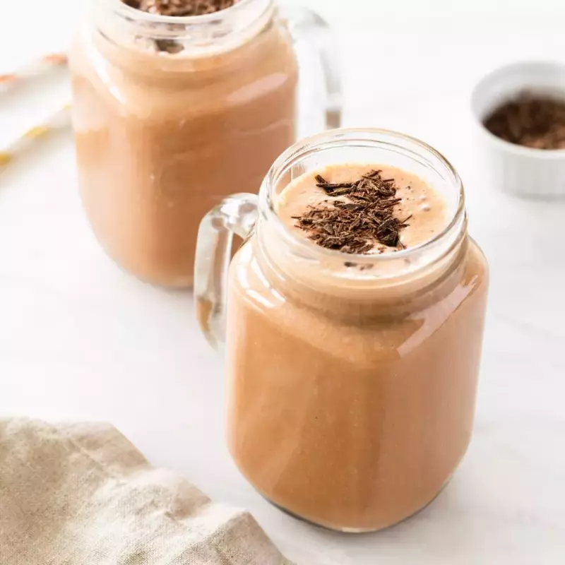 Chocolate coconut smoothie at Cidro