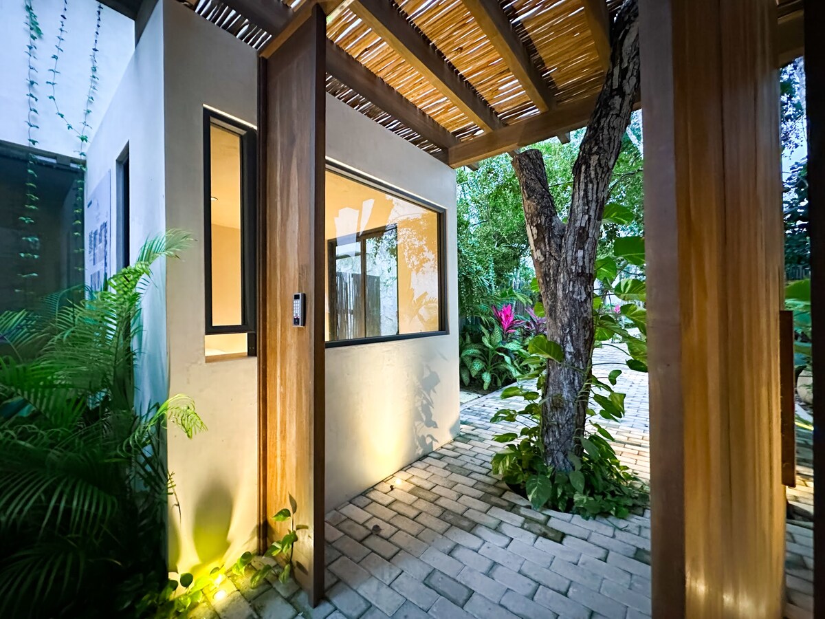 AMARI Uptown community garden pathway