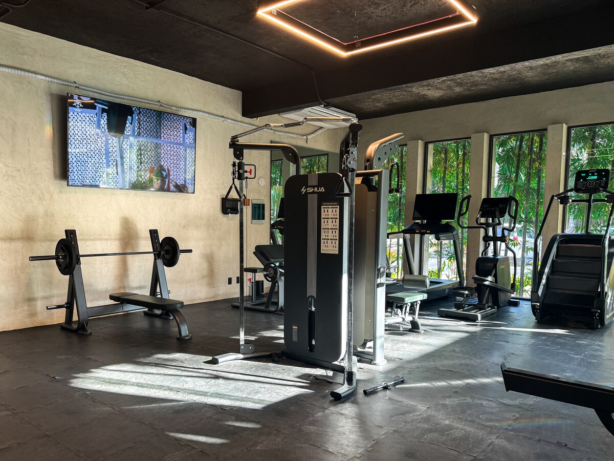 Outdoor shower with natural stone design