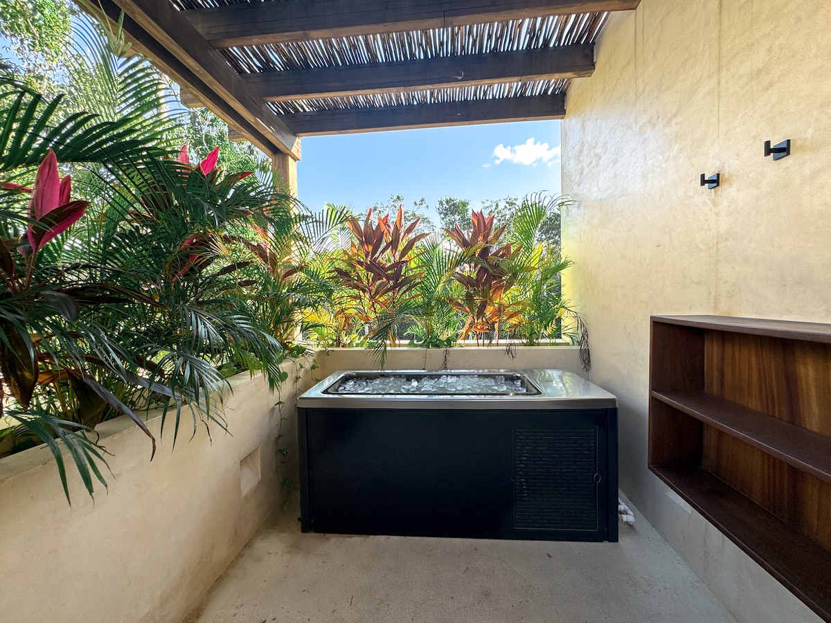 Kitchen breakfast bar with modern seating